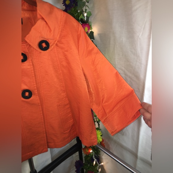 Luii | Women’s Orange Peacoat Jacket - Picture 5 of 11